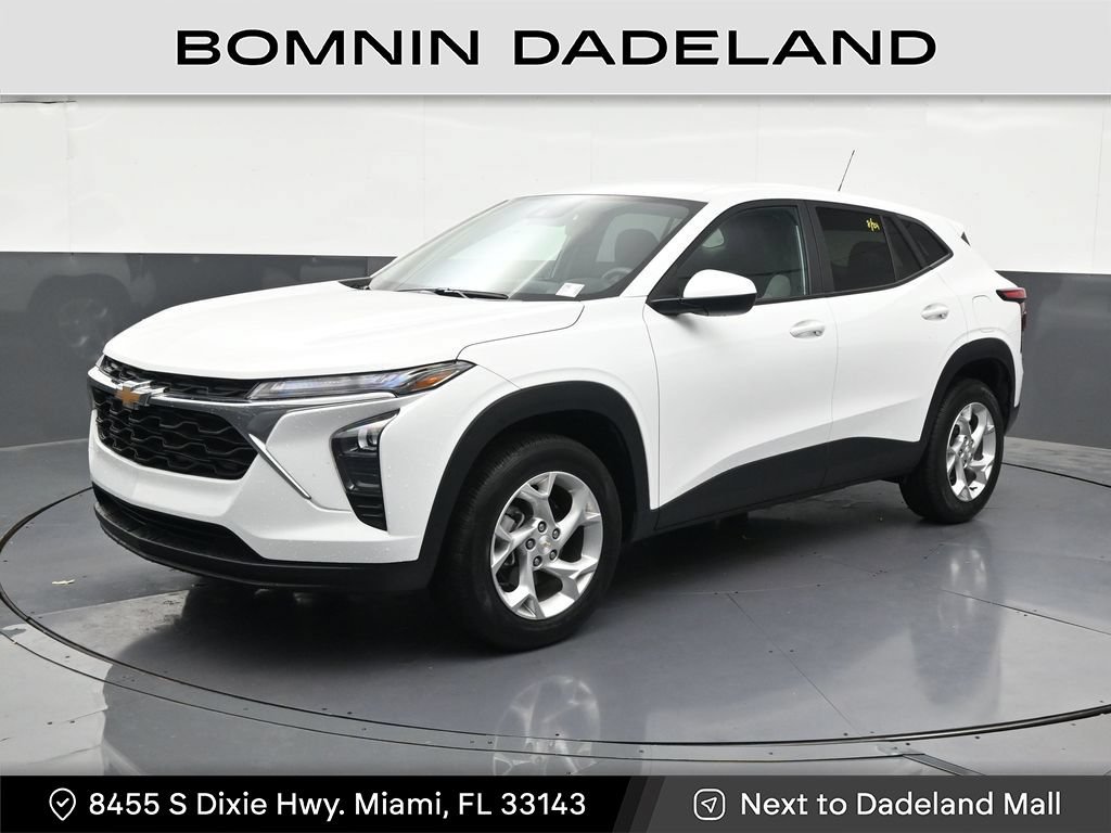 Used 2024 Chevrolet Trax LS w/ LS Convenience Package