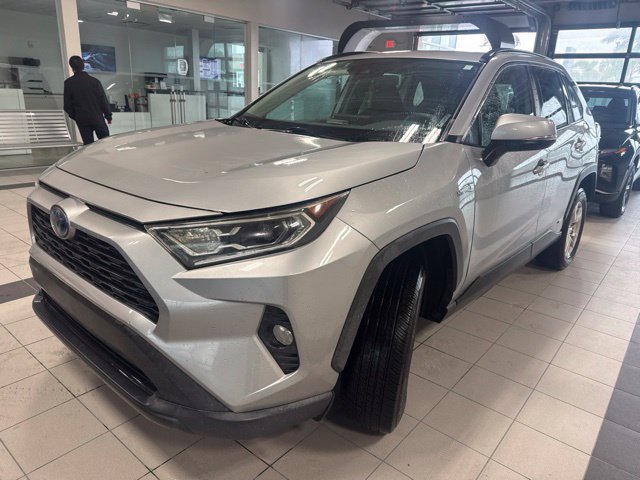 Used 2020 Toyota RAV4 XLE w/ Convenience Package