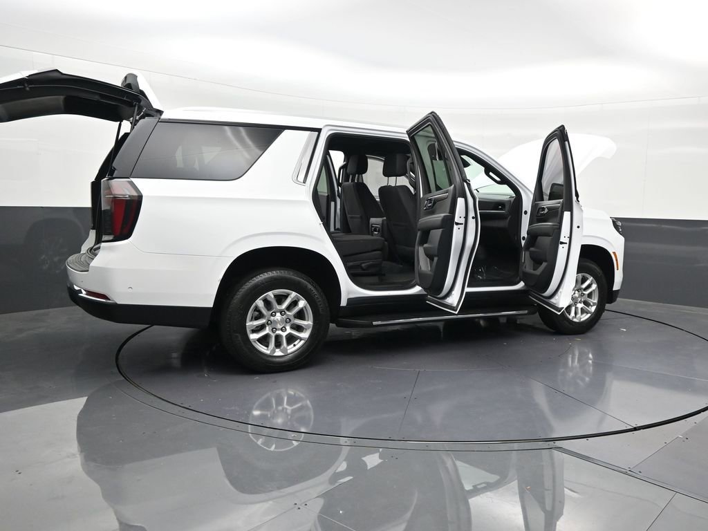 Used 2025 Chevrolet Tahoe LS RWD image 31