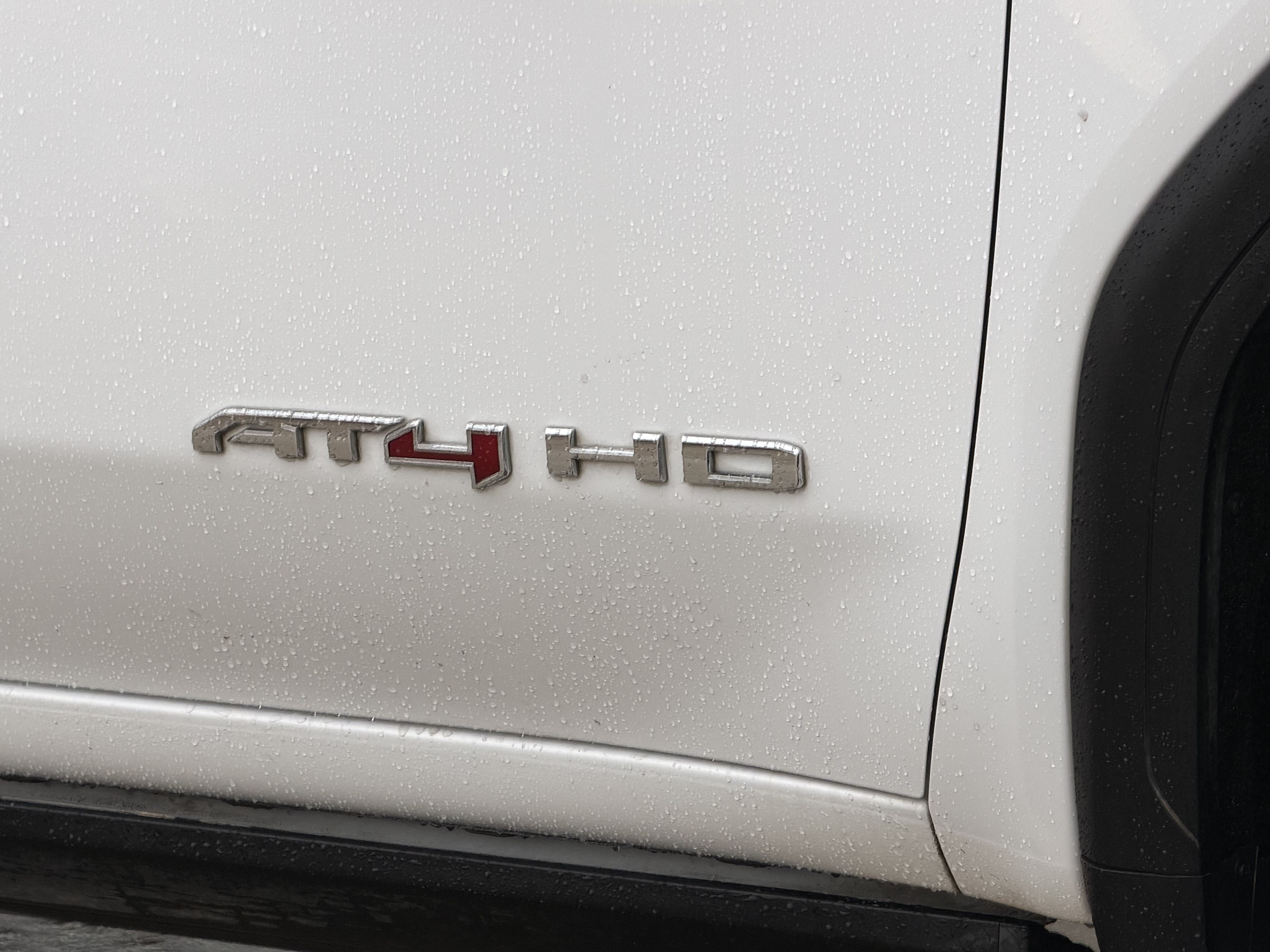 Used 2023 GMC Sierra 2500 AT4 w/ AT4 Premium Plus Package AWD/4WD image 4