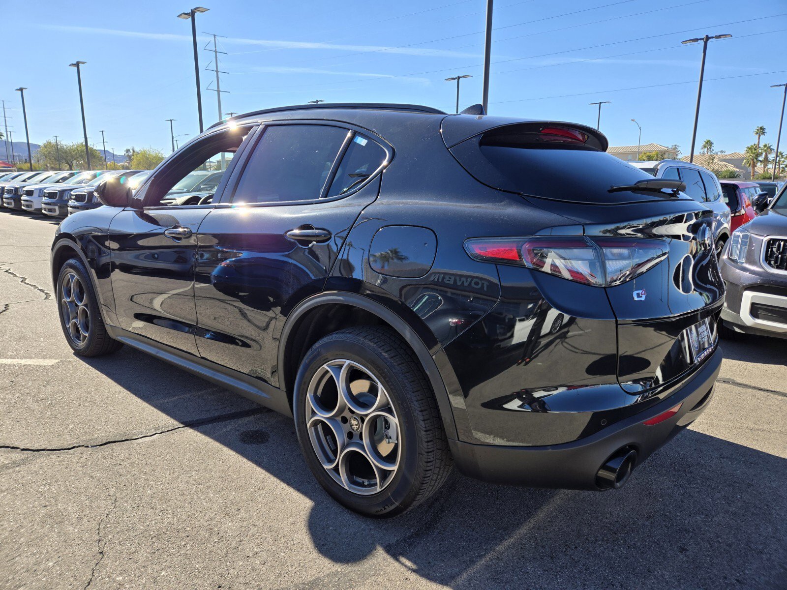 New 2025 Alfa Romeo Stelvio Sprint AWD/4WD image 4