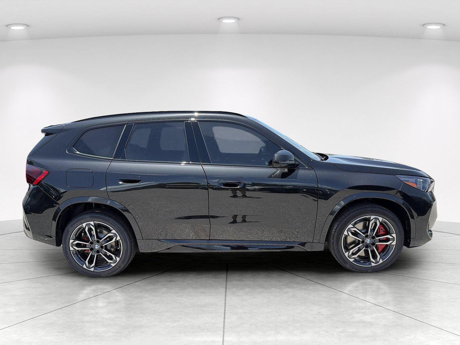 New 2026 BMW X1 xDrive28i w/ Technology Package AWD/4WD image 3
