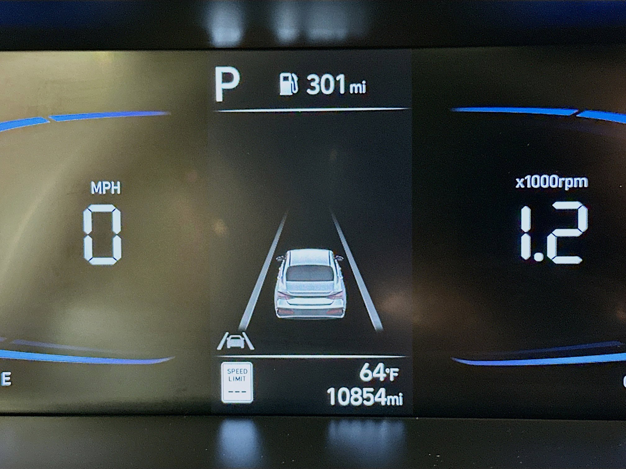 Used 2025 Hyundai Elantra Sport image 19