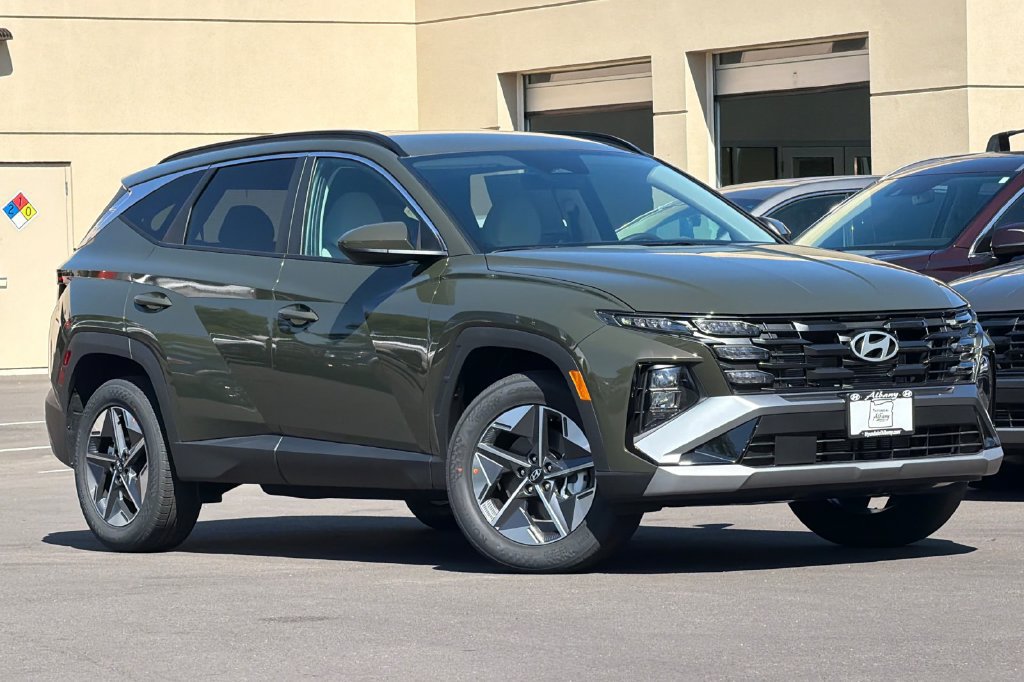New 2026 Hyundai Tucson SEL AWD/4WD image 2