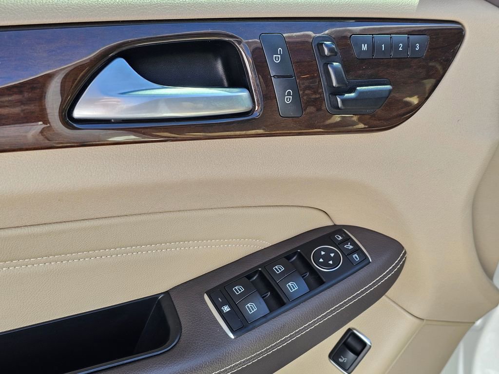 Used 2014 Mercedes-Benz ML 350 4MATIC image 33