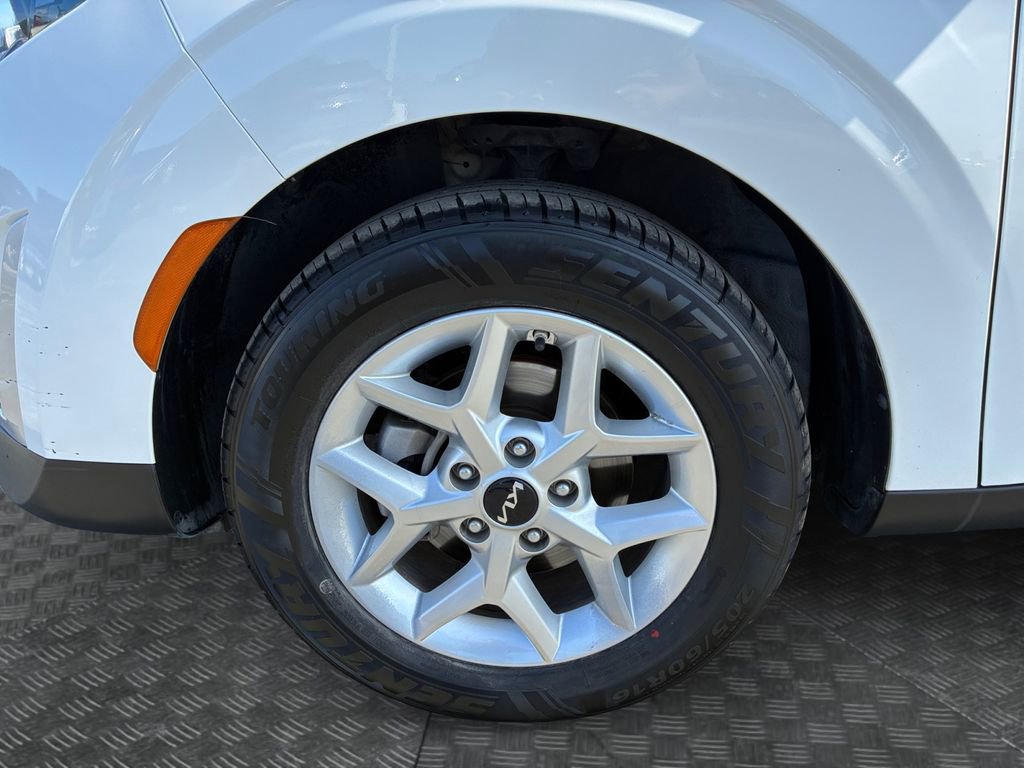 Used 2024 Kia Soul LX w/ Option Group 015 image 21