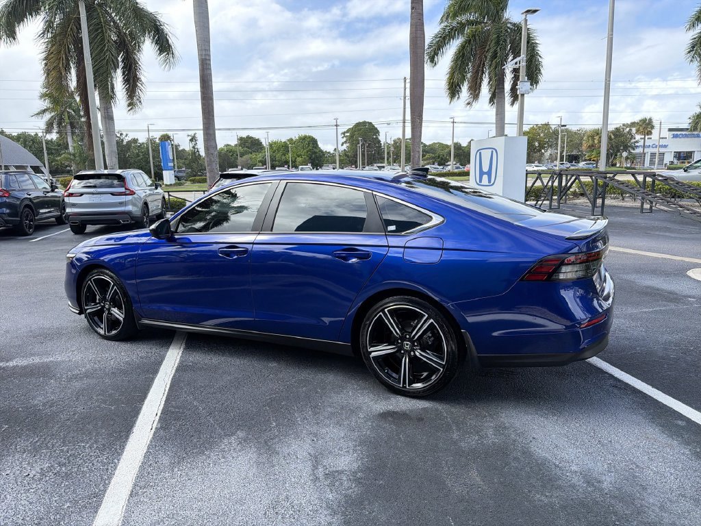 Used 2025 Honda Accord Sport image 23