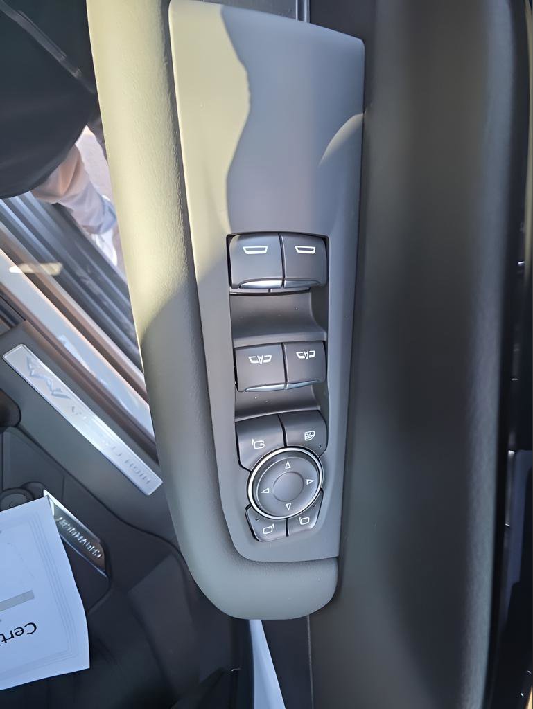 New 2026 Chevrolet Suburban High Country AWD/4WD image 24
