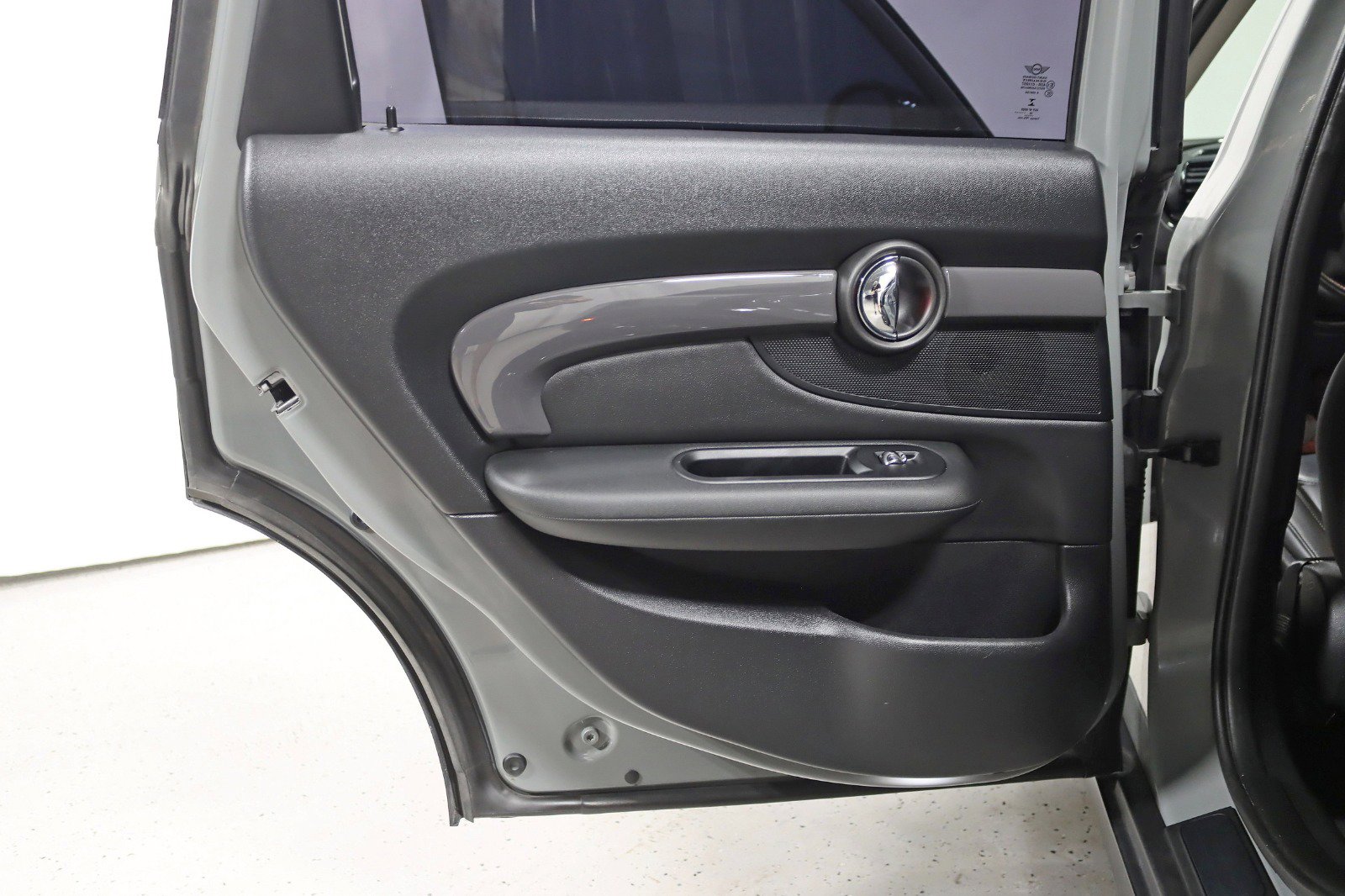 Used 2019 MINI Cooper Clubman S image 29