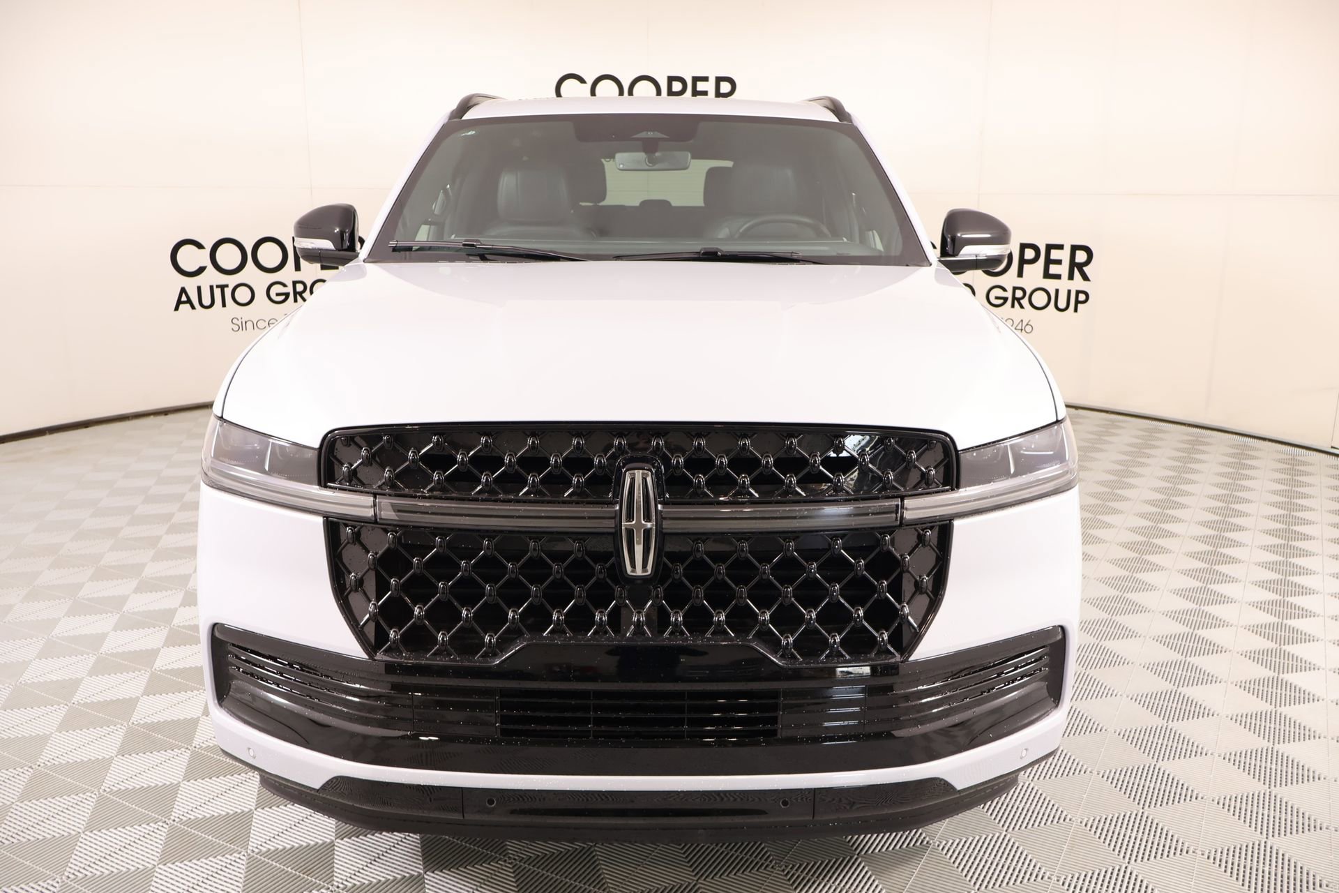 New 2026 Lincoln Navigator L Reserve AWD/4WD image 9