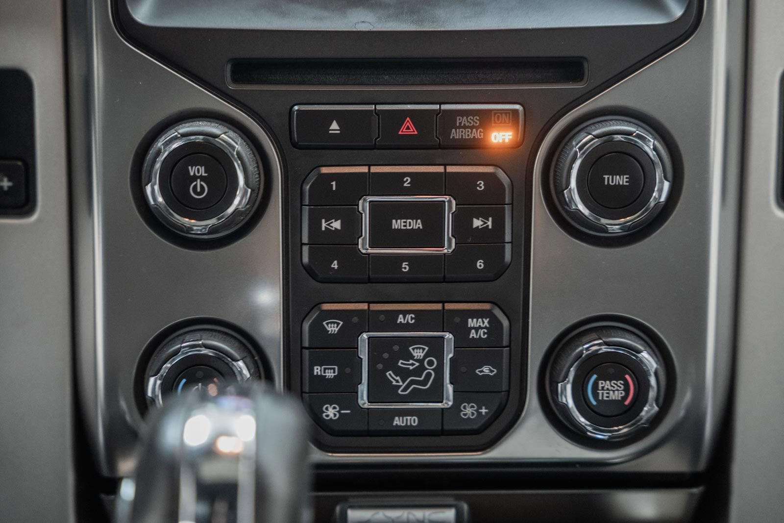 Used 2013 Ford F150 FX4 w/ Luxury Equipment Group image 27