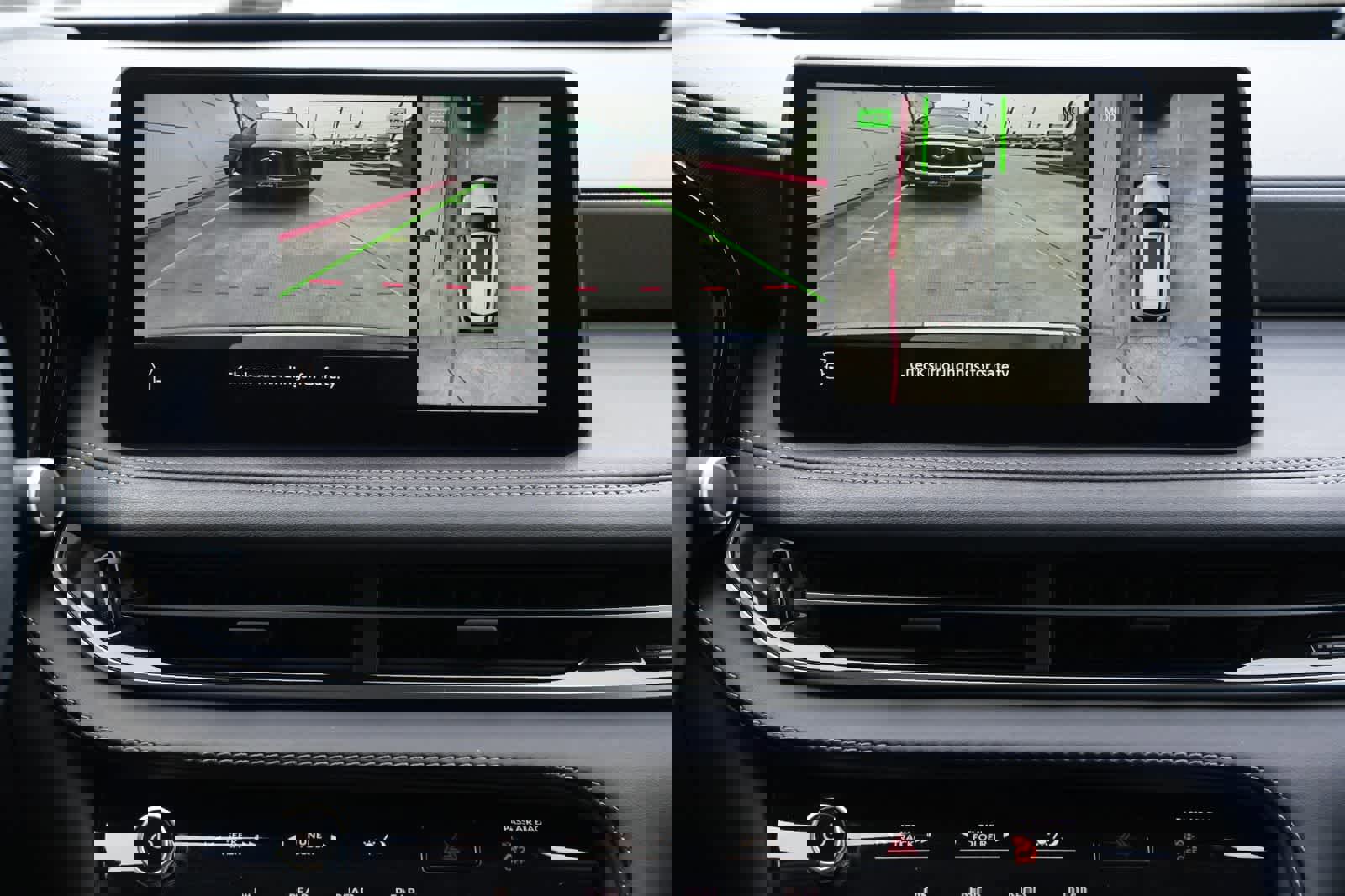 Used 2023 INFINITI QX60 Luxe w/ Performance Audio Package image 14