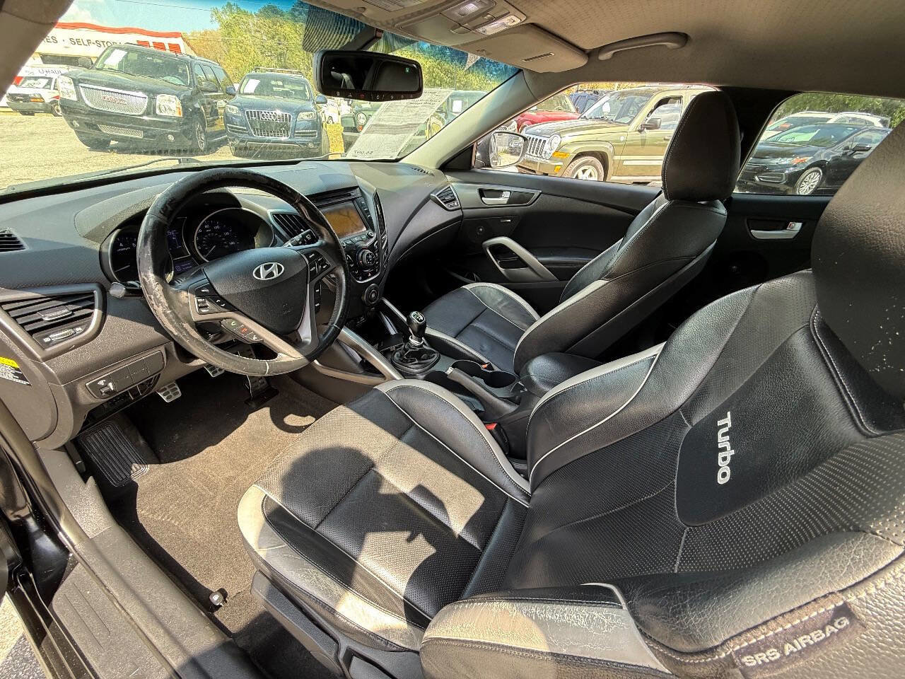 Used 2013 Hyundai Veloster Turbo FWD image 14