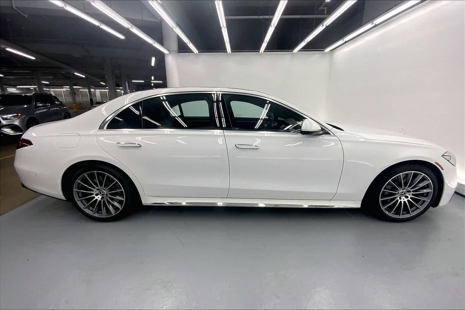 New 2026 Mercedes-Benz S 580 4MATIC Sedan image 9