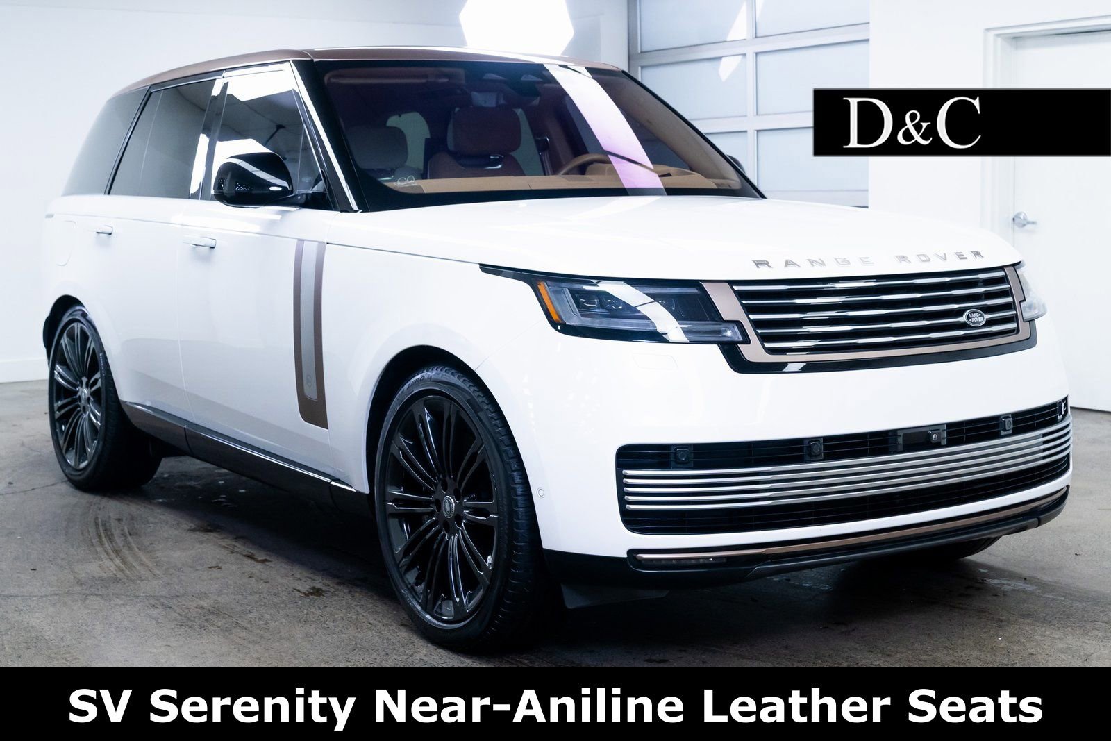 Used 2023 Land Rover Range Rover SV image 1