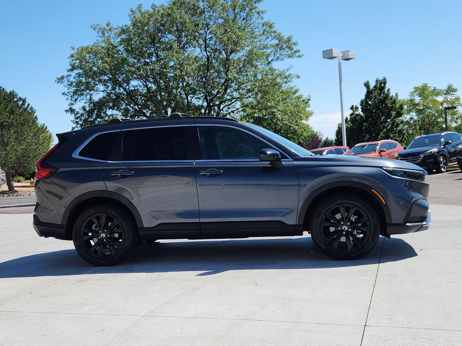 Used 2023 Honda CR-V Sport Touring image 6