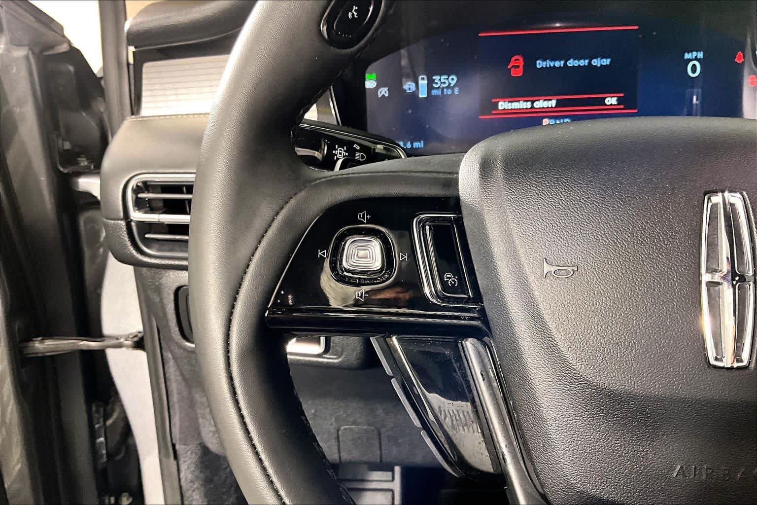 Used 2024 Lincoln Corsair FWD image 22