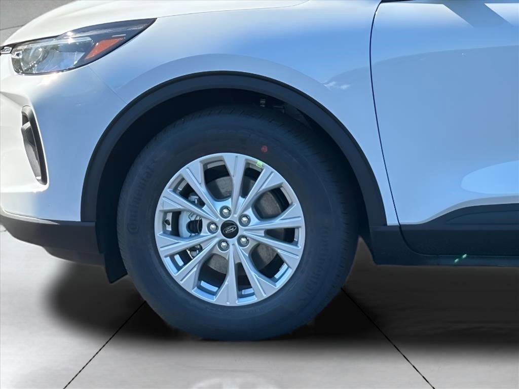 New 2025 Ford Escape Active w/ Cold Weather Package image 15