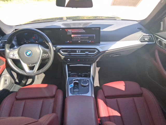 Used 2023 BMW i4 eDrive40 w/ Premium Package RWD image 13