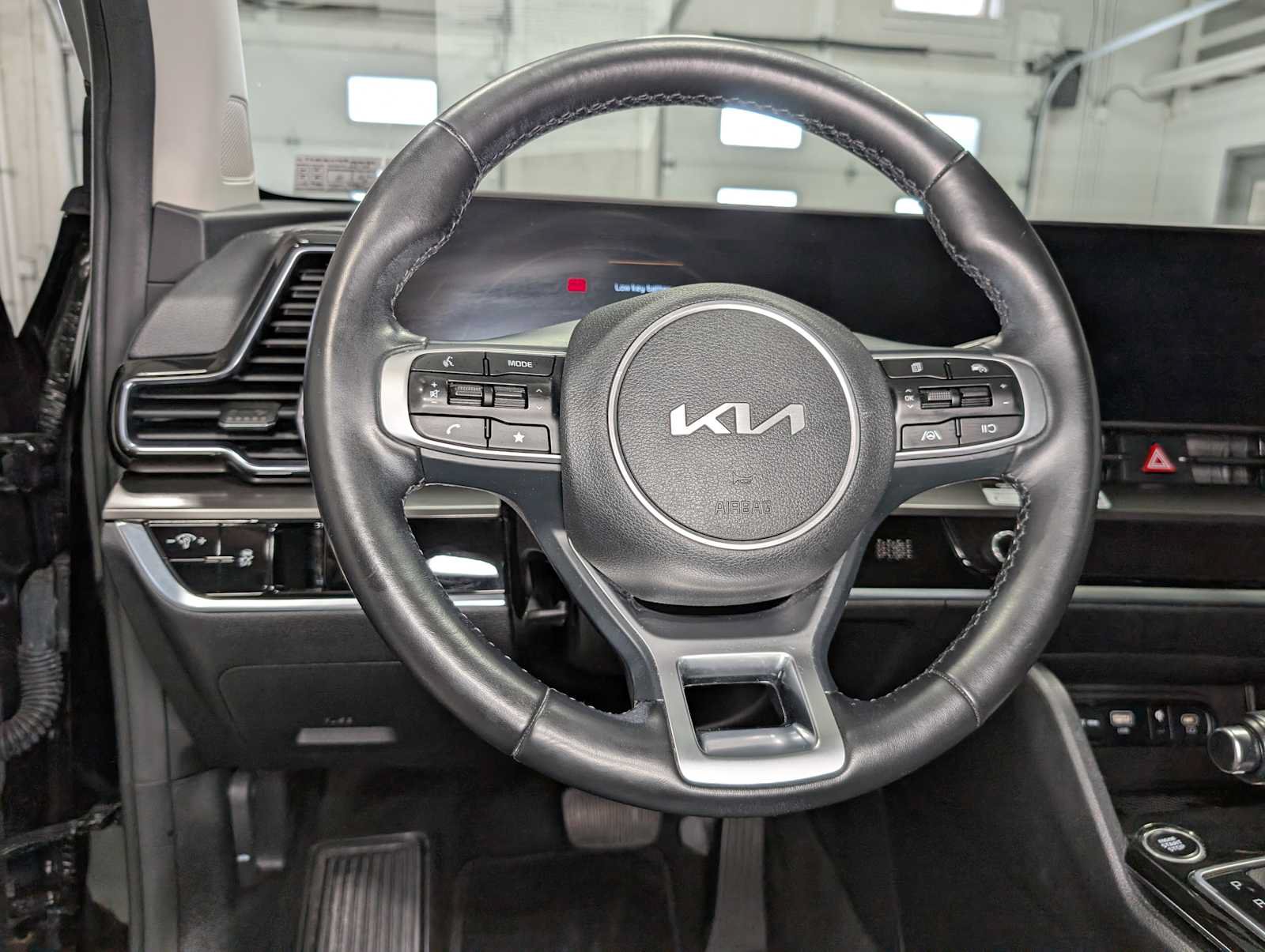 Certified 2023 Kia Sportage EX AWD/4WD image 38