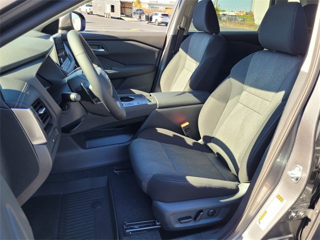 New 2026 Nissan Rogue SV image 5