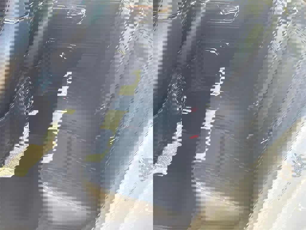 Used 2017 Lincoln Continental Reserve image 18