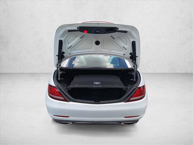 Used 2017 Mercedes-Benz SLC 300 image 7