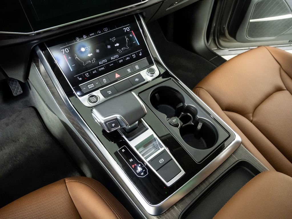 Used 2022 Audi Q8 Premium Plus w/ Premium Plus Package image 17