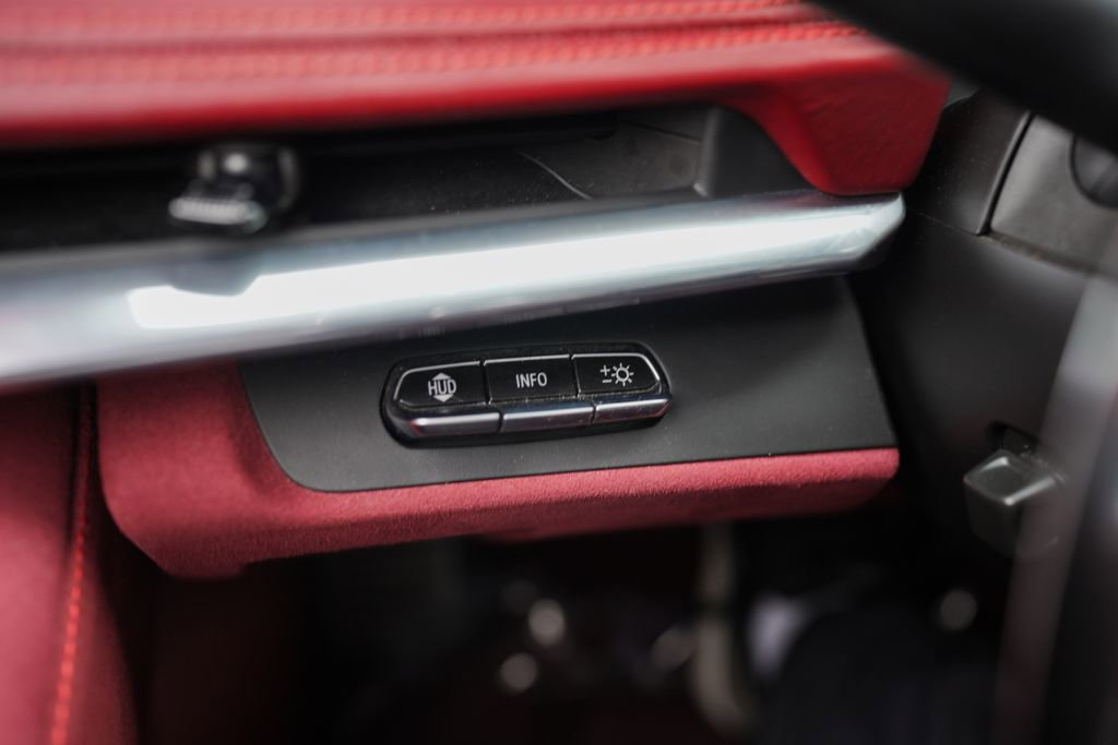 Used 2020 Chevrolet Corvette Stingray Premium Cpe w/ 3LT Preferred Equipment Group image 28