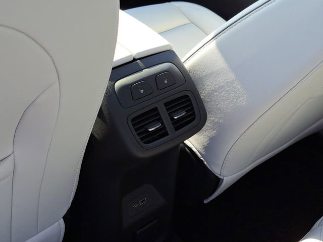 New 2026 Buick Envision Avenir image 10