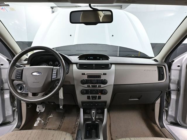 Used 2011 Ford Focus SE w/ 201A Rapid Spec Order Code FWD image 23