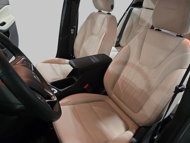 Used 2024 Buick Encore GX Avenir w/ Avenir Technology Package image 18