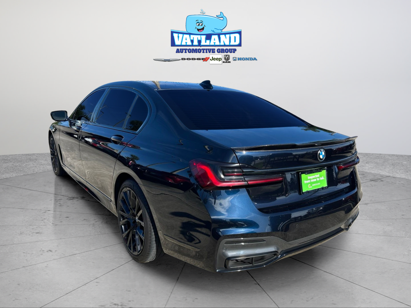 Used 2022 BMW 750i xDrive w/ Autobahn Package AWD/4WD image 3