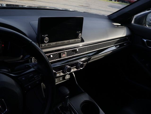 Used 2025 Honda Civic Sport image 24