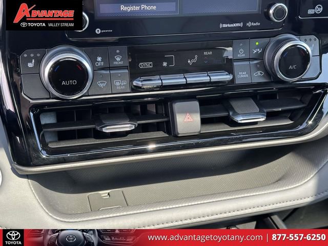 Used 2022 Toyota Highlander XLE image 33