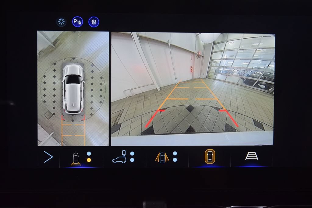 New 2027 Chevrolet Equinox ACTIV w/ Safety and Technology Package AWD/4WD image 54
