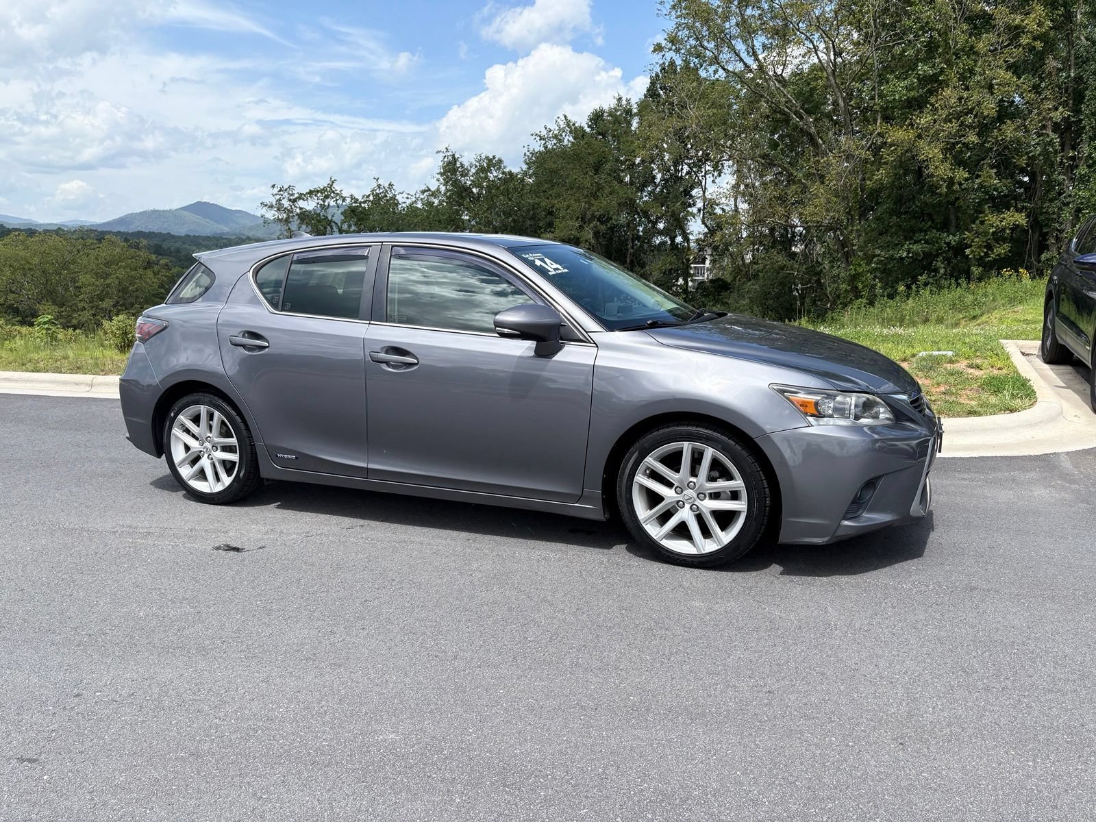 Used 2014 Lexus CT 200h FWD image 7