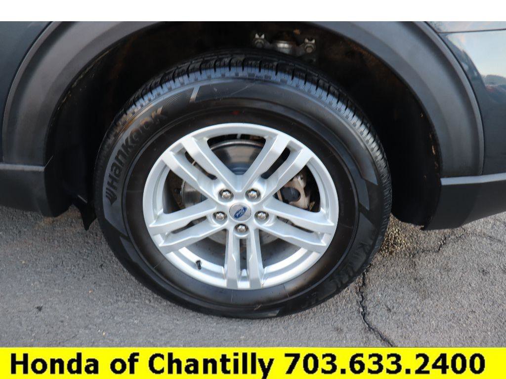 Used 2022 Ford Explorer XLT w/ Equipment Group 202A image 30