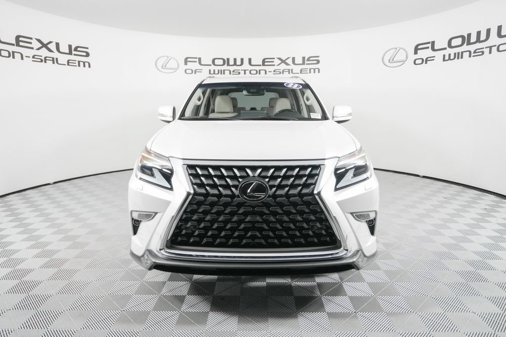 Used 2023 Lexus GX 460 Premium w/ Accessory Package AWD/4WD image 2
