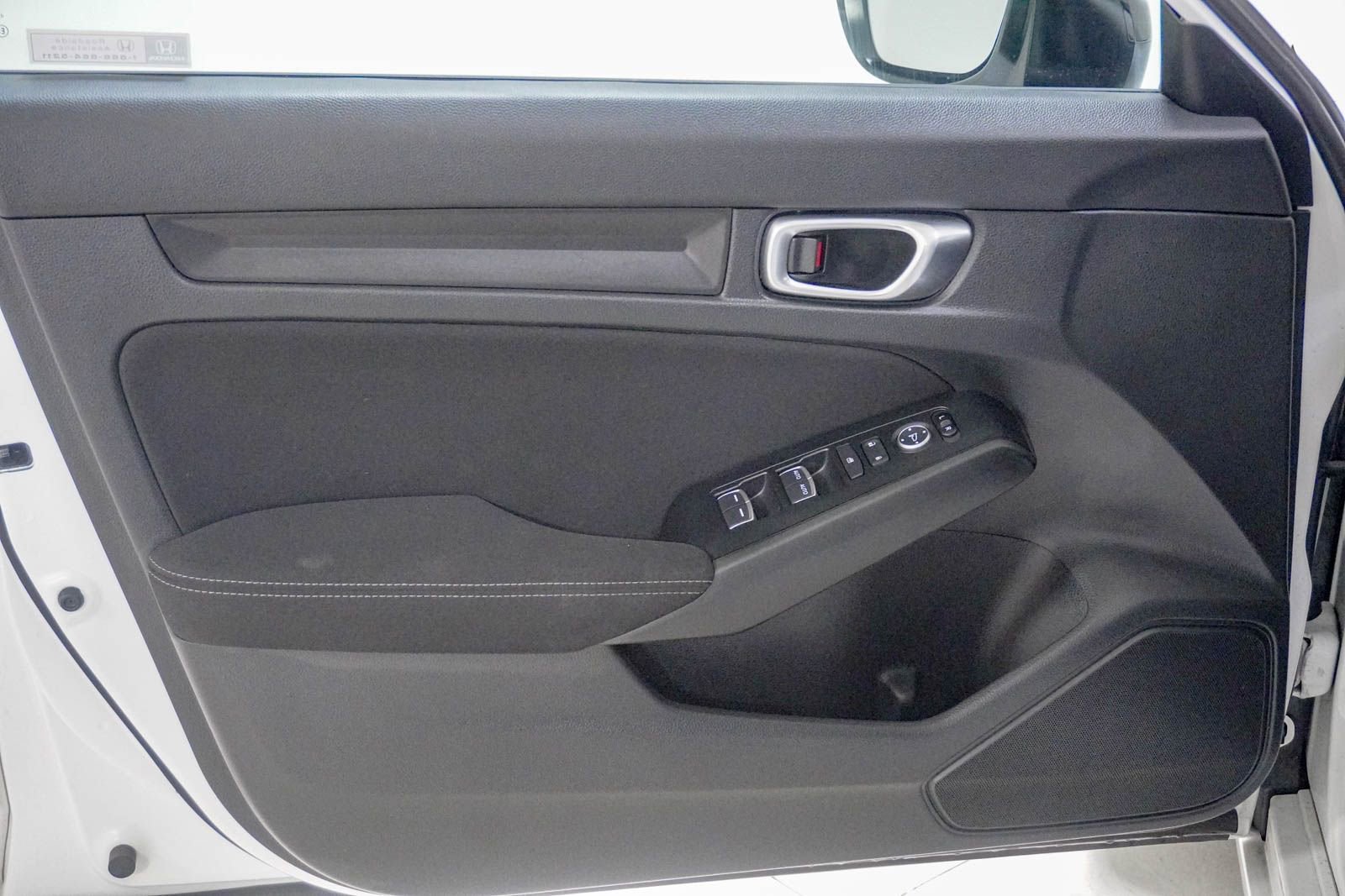 Used 2023 Honda Civic Sport image 16