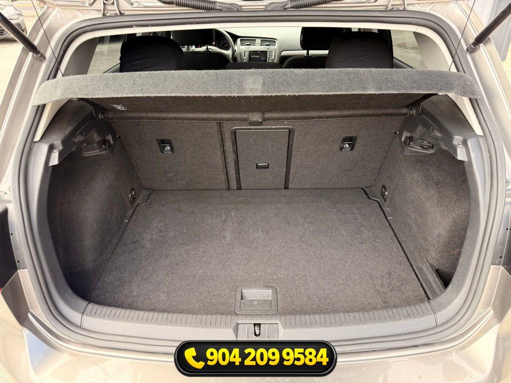 Used 2016 Volkswagen e-Golf SE FWD image 29