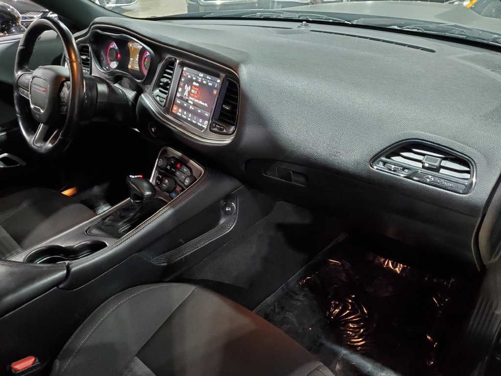 Used 2021 Dodge Challenger R/T Scat Pack w/ T/A Package RWD image 15