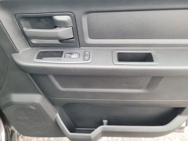 New 2024 RAM 3500 Tradesman w/ Chrome Appearance Group AWD/4WD image 24