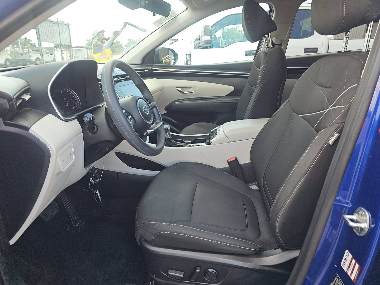 Used 2022 Hyundai Tucson SEL FWD image 7