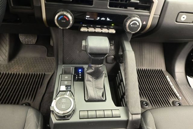 Used 2024 Toyota Tacoma SR5 AWD/4WD image 7