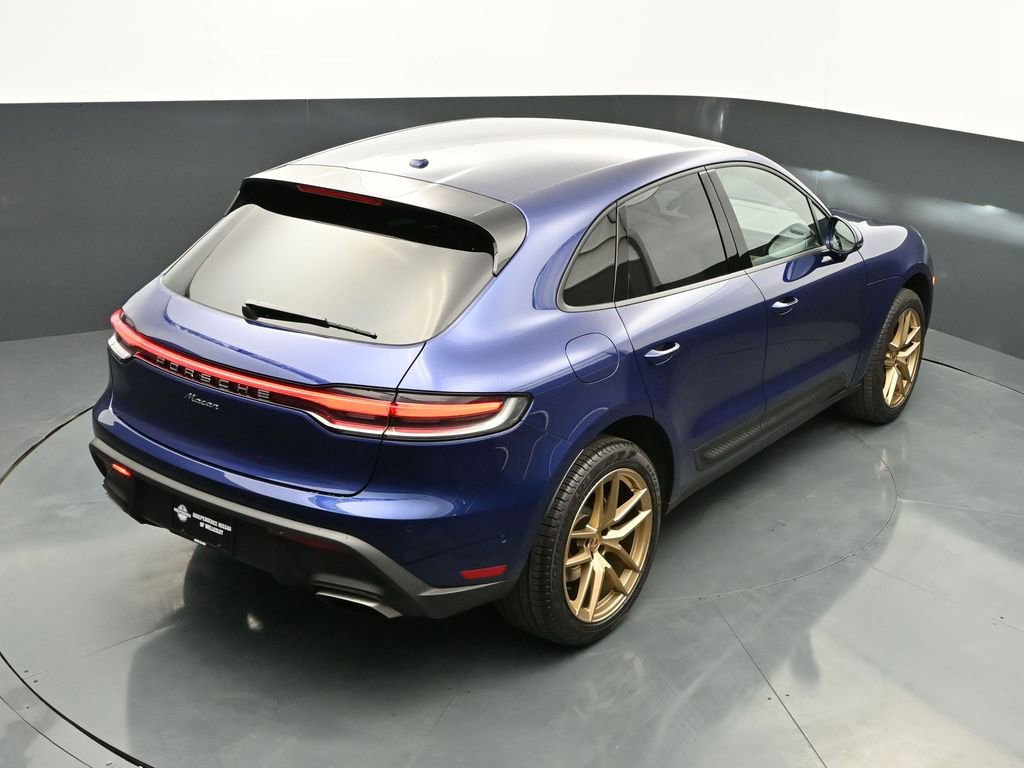 Used 2025 Porsche Macan image 48