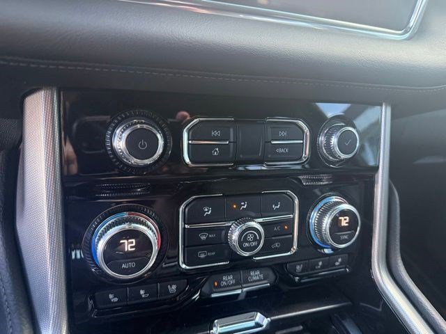Used 2022 GMC Yukon Denali w/ Denali Premium Package AWD/4WD image 15