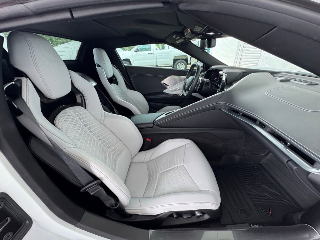 Certified 2022 Chevrolet Corvette Stingray Preferred Conv RWD image 19