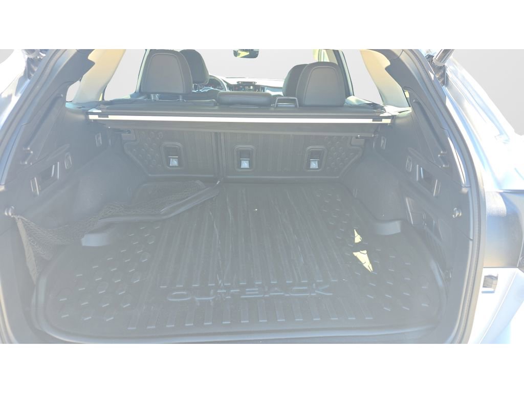 Used 2025 Subaru Outback Touring XT image 12