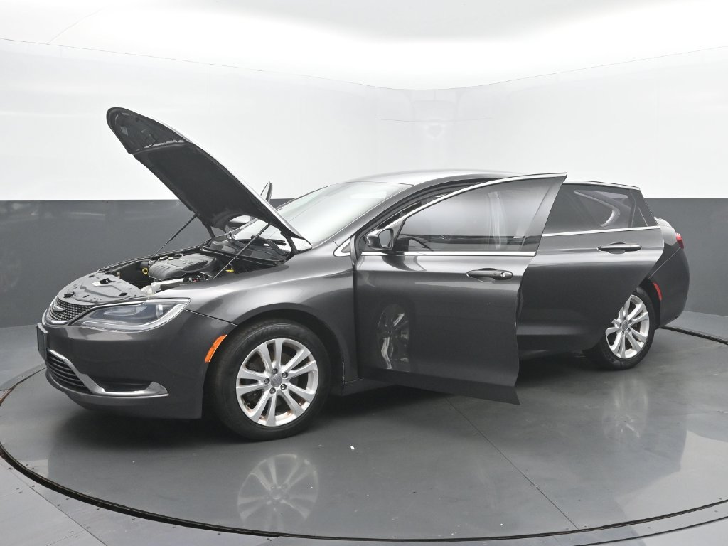 Used 2015 Chrysler 200 Limited w/ Convenience Group FWD image 59